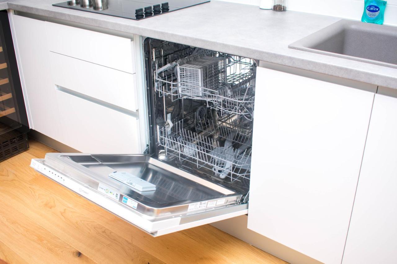 Exoticstay Apartments - Ultra Luxe Top Floor Suite - City Centre Apartment With Cube View - Smart 4K Tv With Ultrafast Wifi & Netflix Birmingham Eksteriør billede
