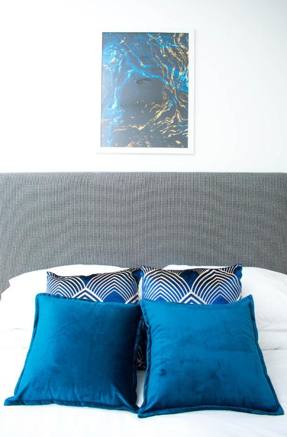 Exoticstay Apartments - Ultra Luxe Top Floor Suite - City Centre Apartment With Cube View - Smart 4K Tv With Ultrafast Wifi & Netflix Birmingham Eksteriør billede
